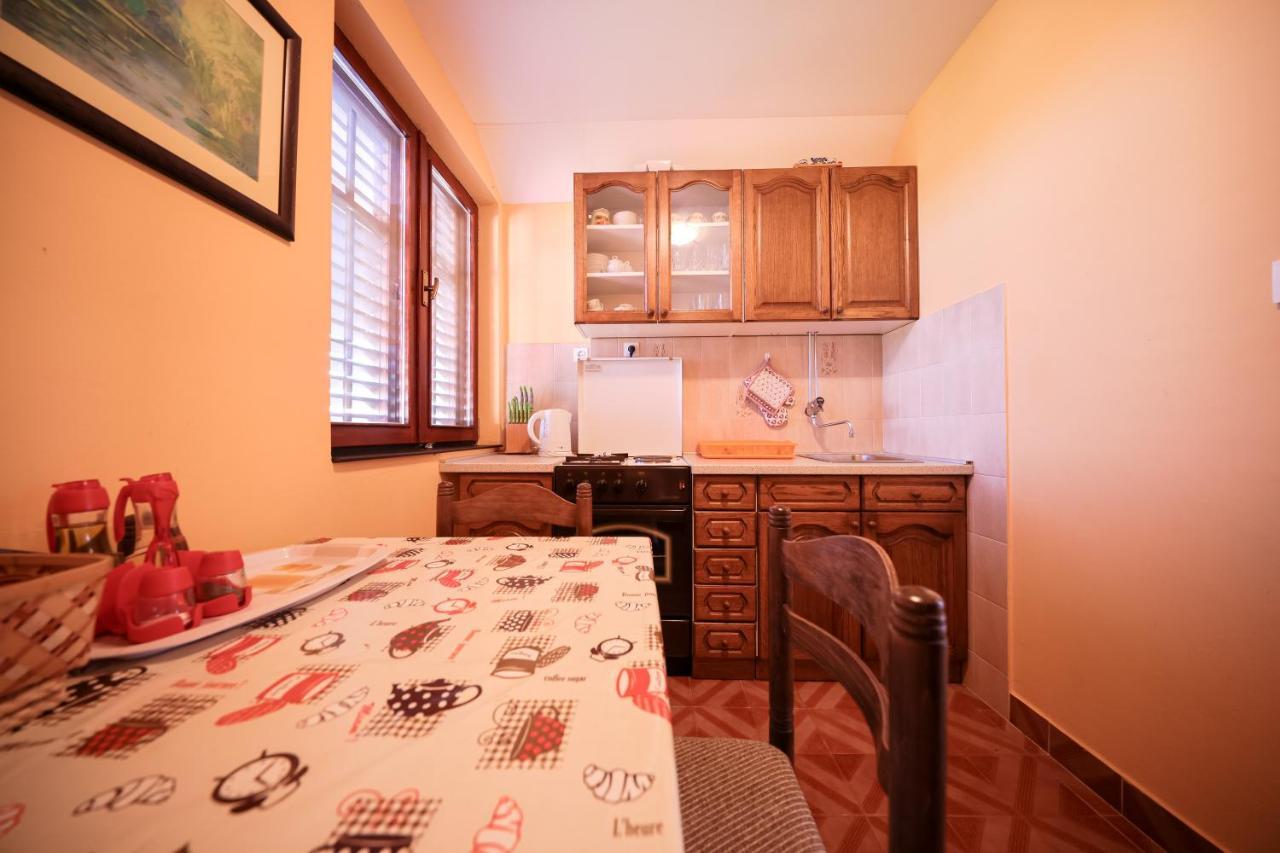 Apartment Ruza Sukošan Εξωτερικό φωτογραφία